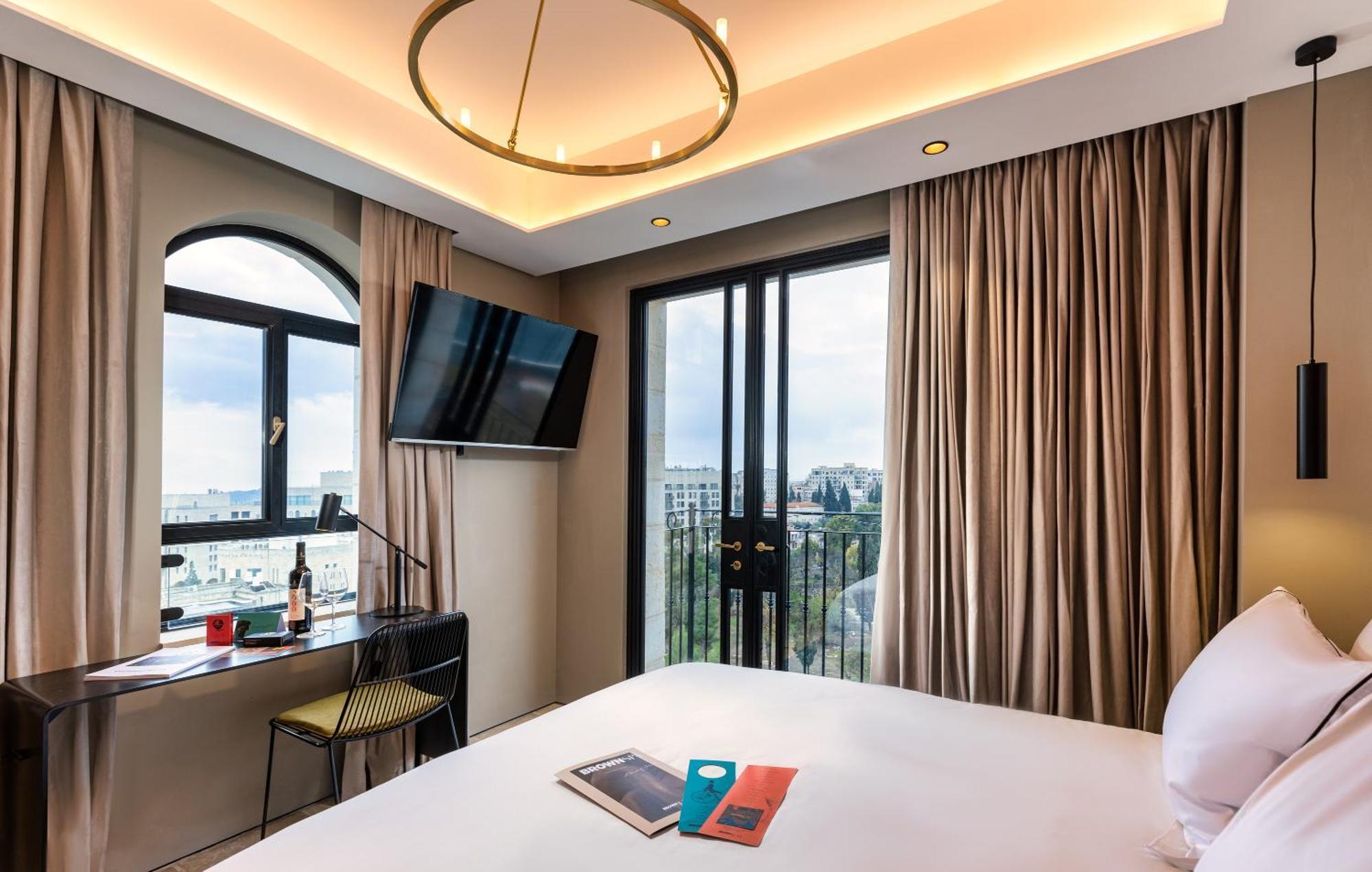 Brown Jlm Mamilla, A Member Of Brown Hotels Jerusalem Room photo